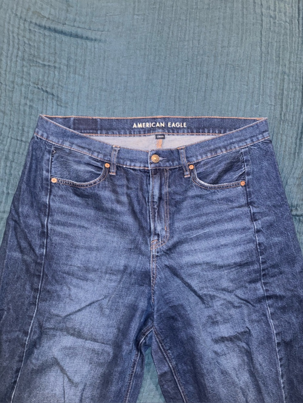 American Eagle Dreamy Drape Barrel Jeans – Size 12 - Picture 6 of 10